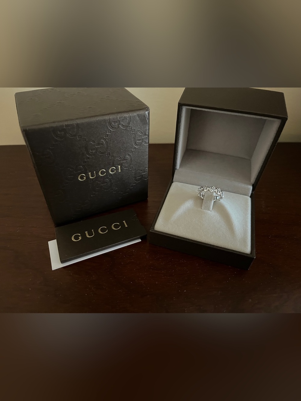 Gucci 18K White Gold Interlocking G Ring